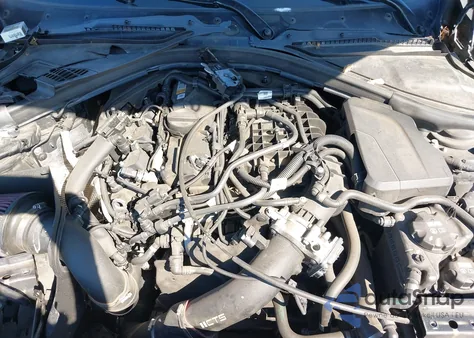 2017 BMW 330I xDrive z USA, uszkodzony, nr VIN WBA8D9C50HK677808